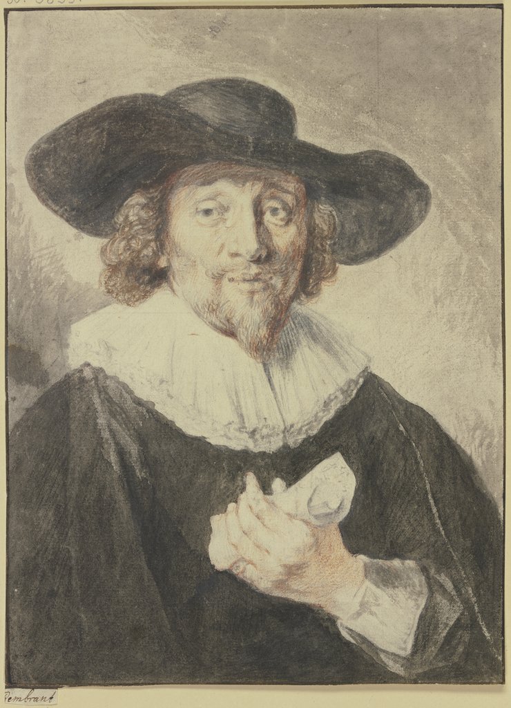 Brustbild eines schwarz gekleideten Mannes, er hat den Hut auf dem Kopf und eine Papierrolle in der Hand