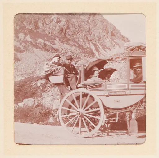 Pferdekutsche in den Schweizer Bergen