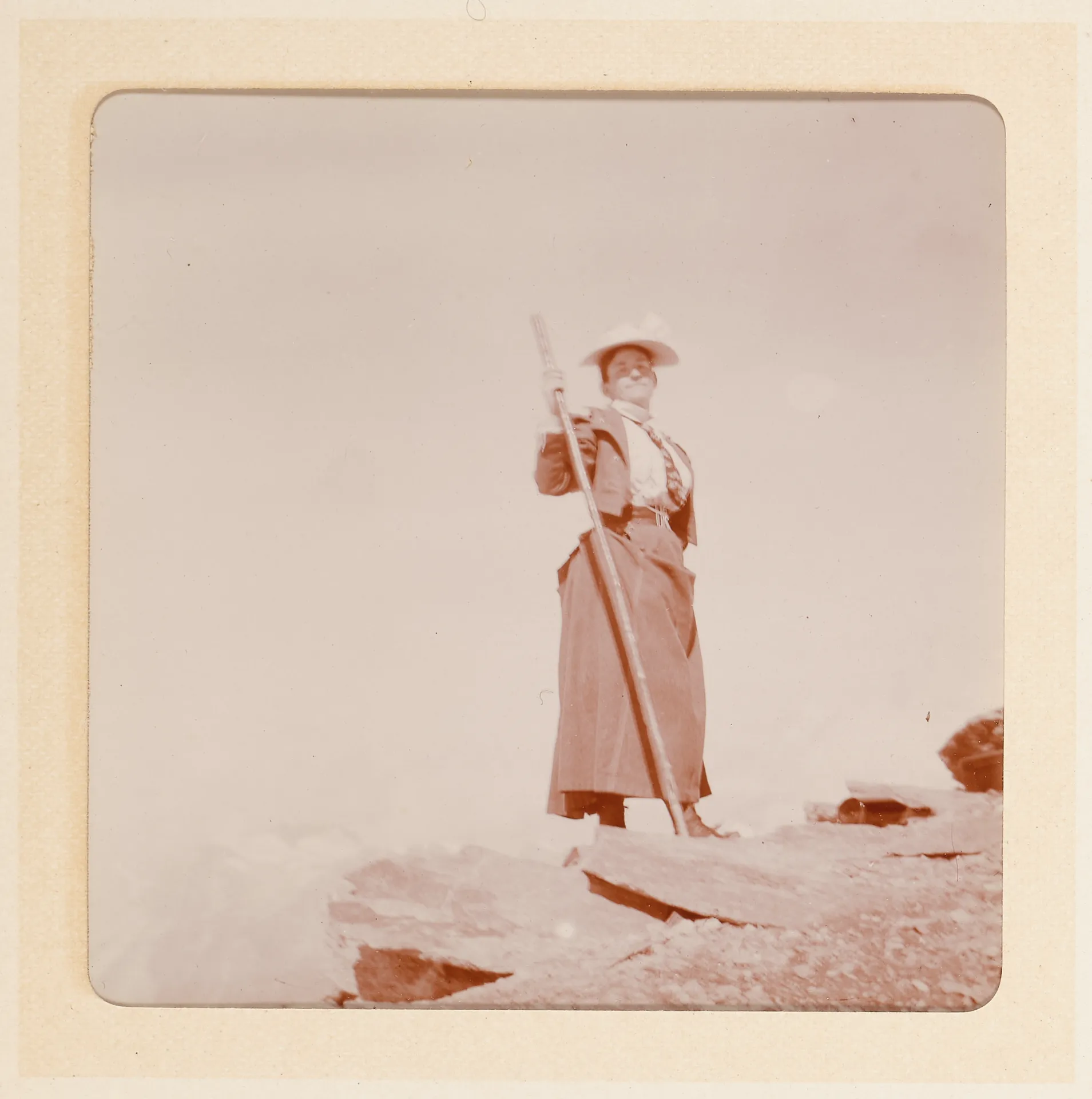 Eine Frau auf dem Berg im Oberengadin