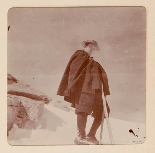 Ottilie W. Roederstein auf dem Berg im Oberengadin