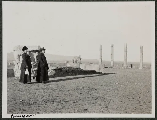 Ottilie W. Roederstein und Elisabeth H. Winterhalter in Timgad
