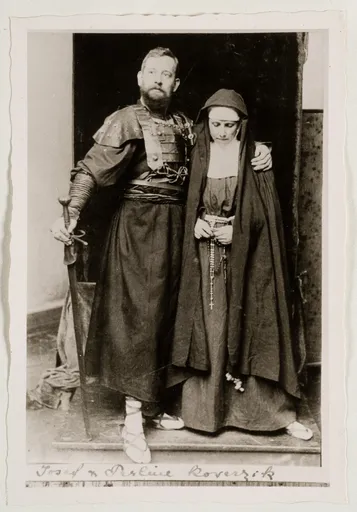 Joseph und Pauline Kowarzik in Verkleidung