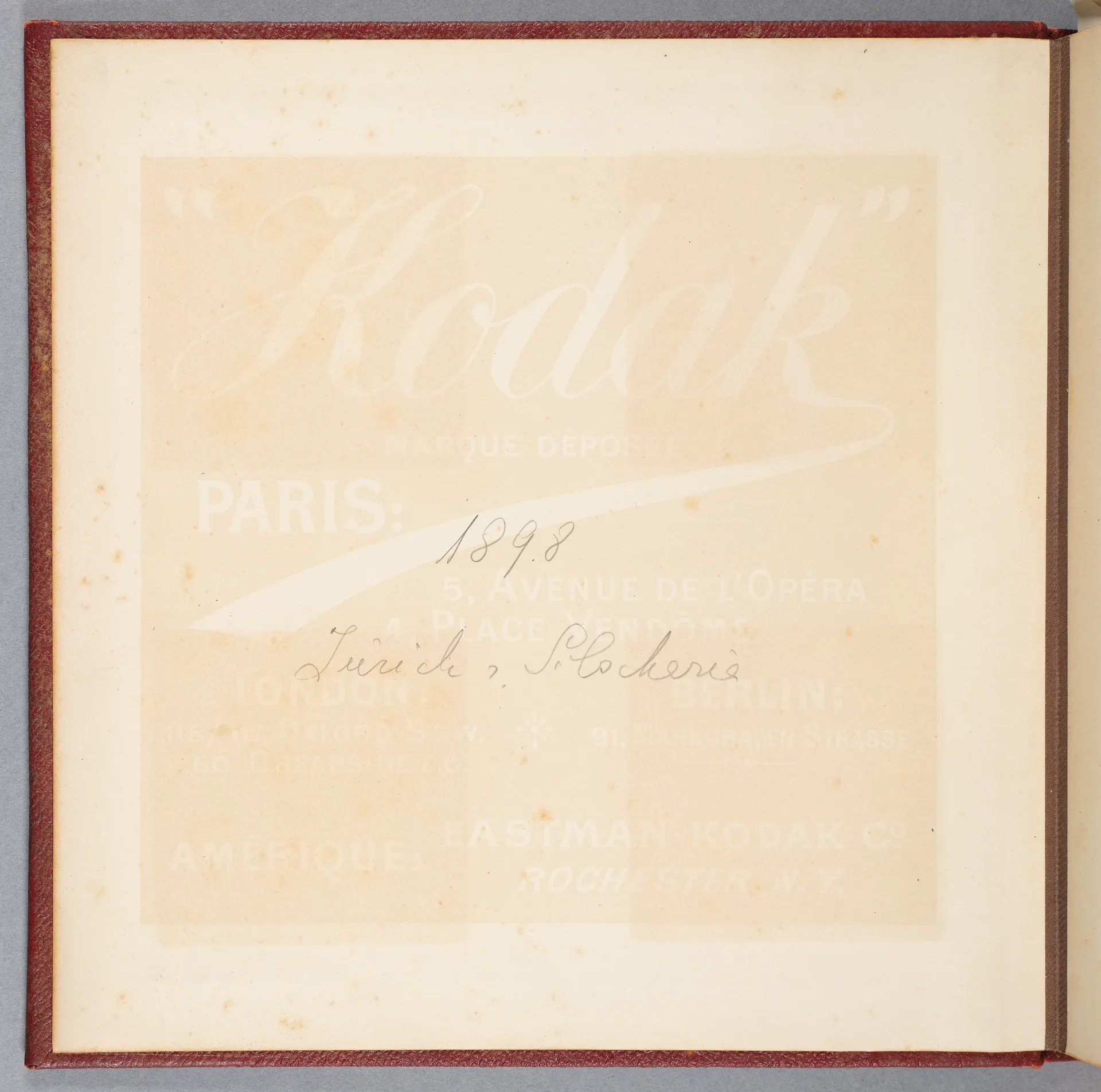 Fotoalbum: Zürich u. Sils Maria, 1898, Seite 1 (Deckelinnenseite)